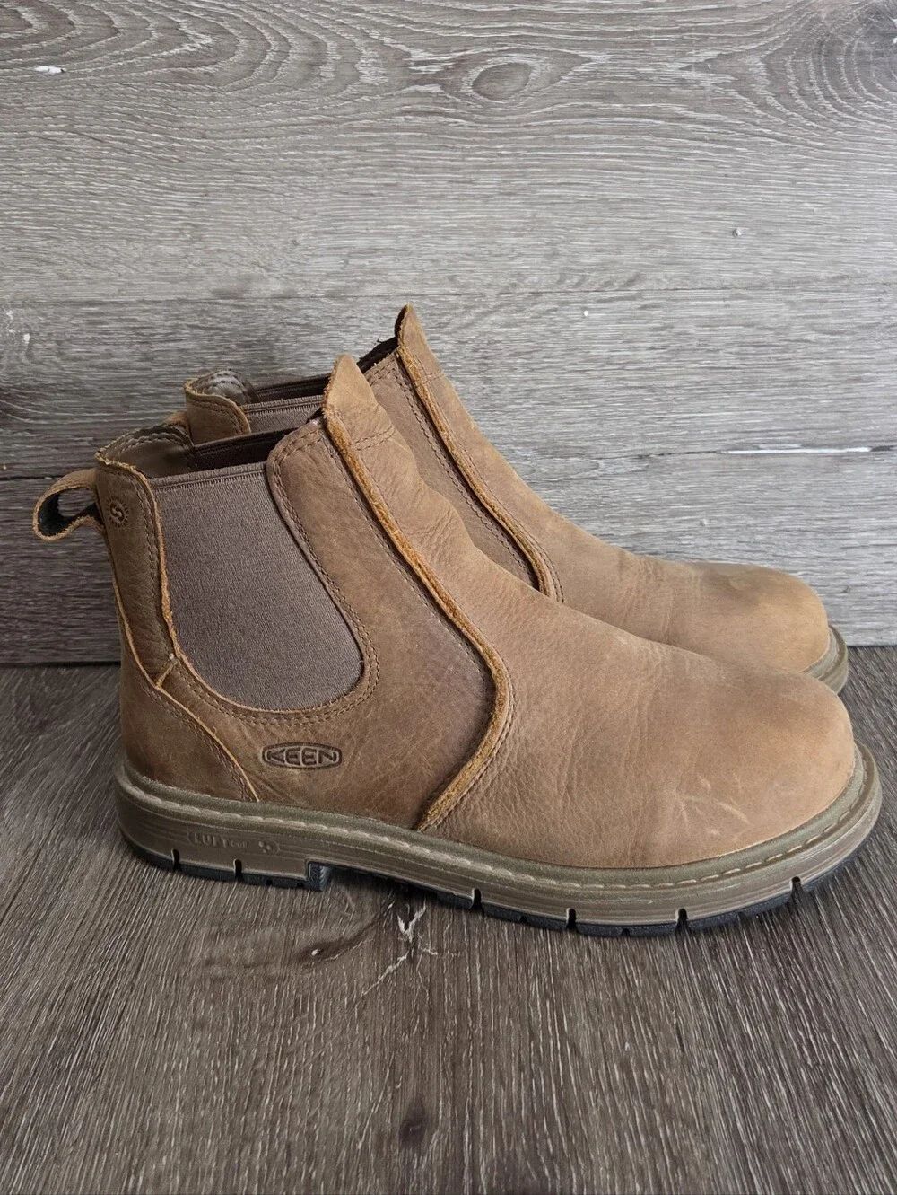 Keen Men's San Jose Chelsea 90° Heel Boot (Soft Toe) Size 9D